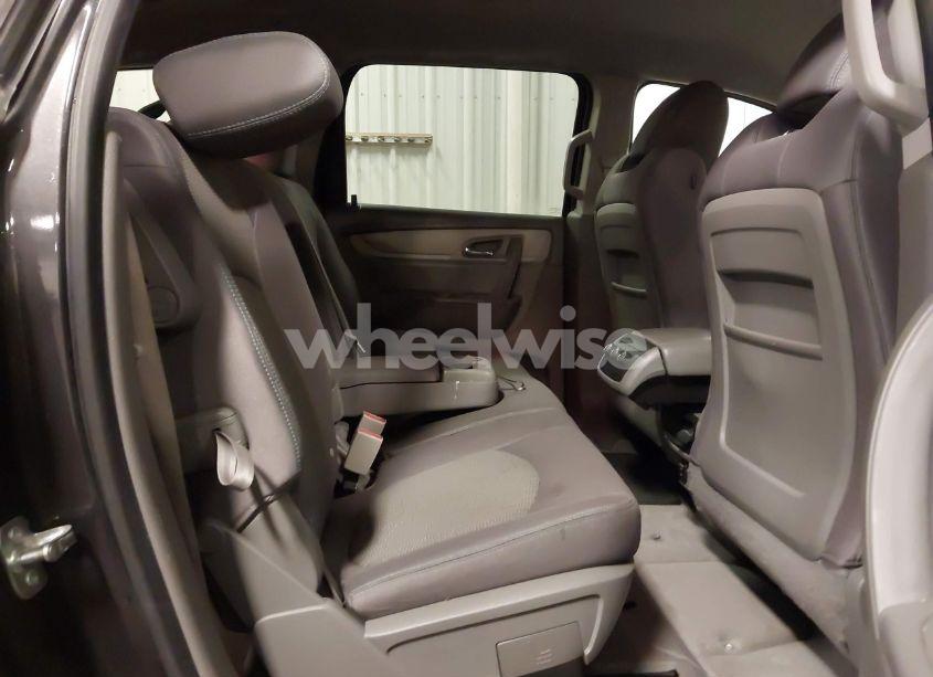 Photo 8 of 2015 Chevrolet Traverse 1LT (VIN 1GNKRGKD0FJ354134)