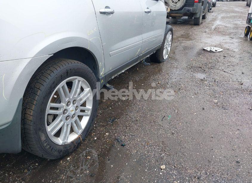 Photo 13 of 2015 Chevrolet Traverse 1LT (VIN 1GNKRGKD0FJ385528)