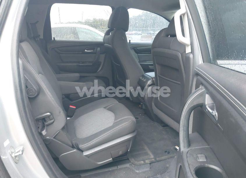 Photo 8 of 2015 Chevrolet Traverse 1LT (VIN 1GNKRGKD0FJ385528)