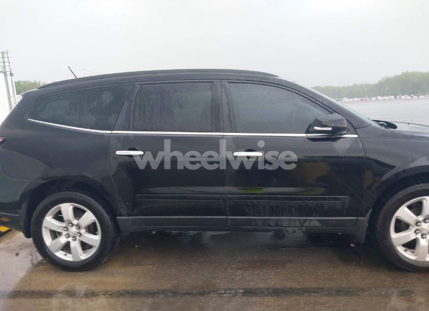 Photo 13 of 2016 Chevrolet Traverse 1LT (VIN 1GNKRGKD0GJ235730)