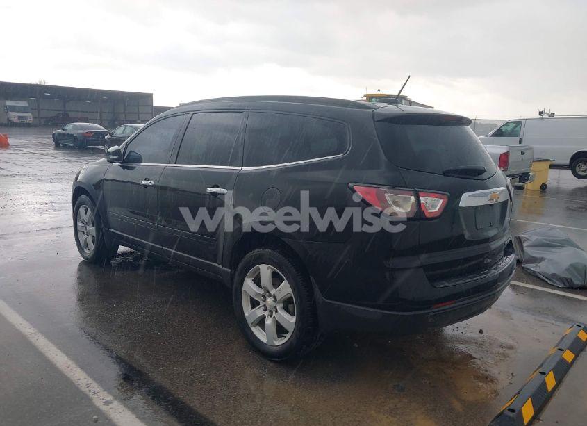 Photo 3 of 2016 Chevrolet Traverse 1LT (VIN 1GNKRGKD0GJ235730)