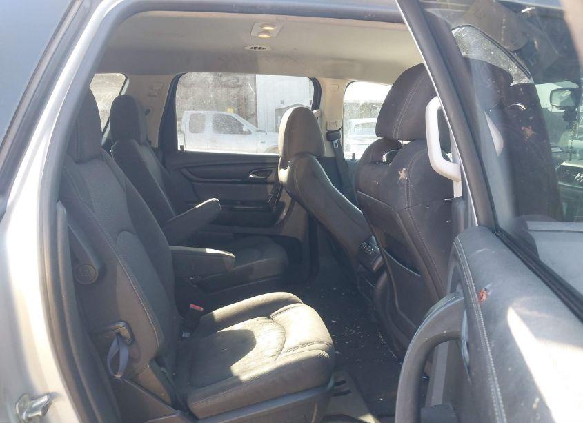 Photo 8 of 2016 Chevrolet Traverse 1LT (VIN 1GNKRGKD0GJ340784)