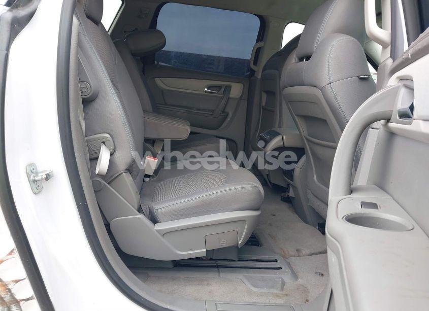 Photo 8 of 2017 Chevrolet Traverse 1LT (VIN 1GNKRGKD0HJ257888)