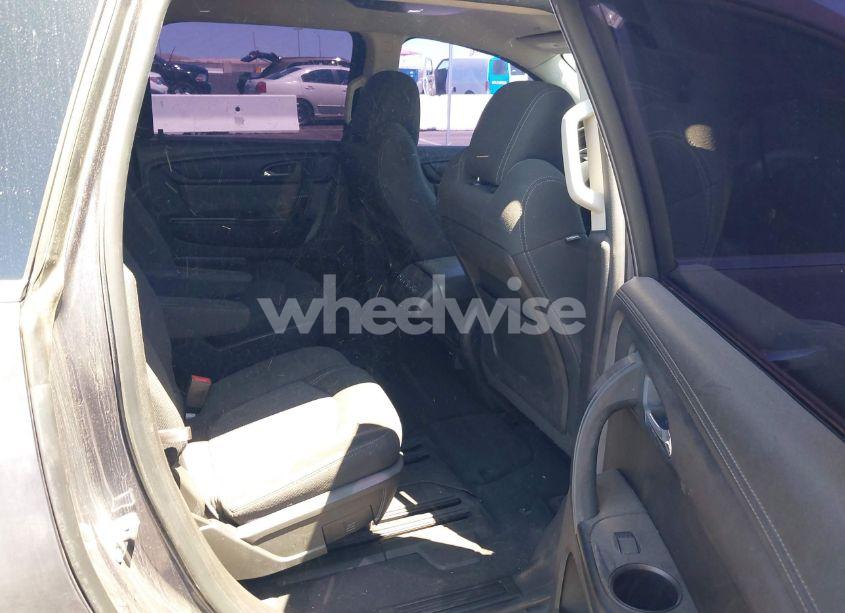 Photo 8 of 2014 Chevrolet Traverse 1LT (VIN 1GNKRGKD1EJ152787)