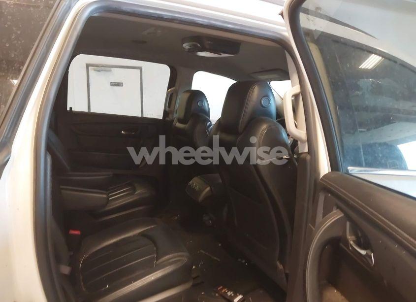 Photo 8 of 2014 Chevrolet Traverse 1LT (VIN 1GNKRGKD1EJ171095)