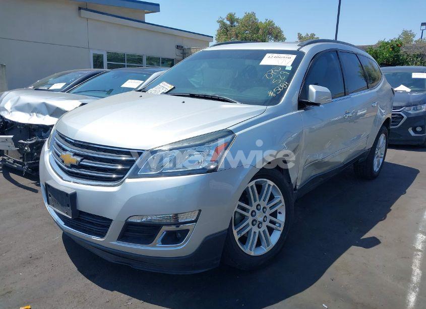 Photo 2 of 2014 Chevrolet Traverse 1LT (VIN 1GNKRGKD1EJ345084)