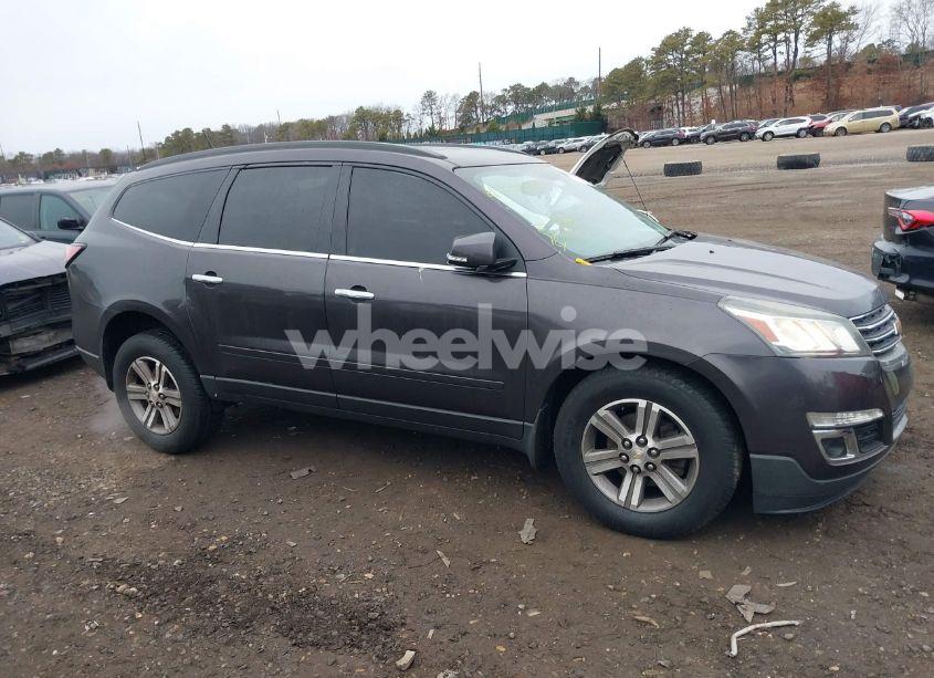 Photo 13 of 2015 Chevrolet Traverse 1LT (VIN 1GNKRGKD1FJ129656)