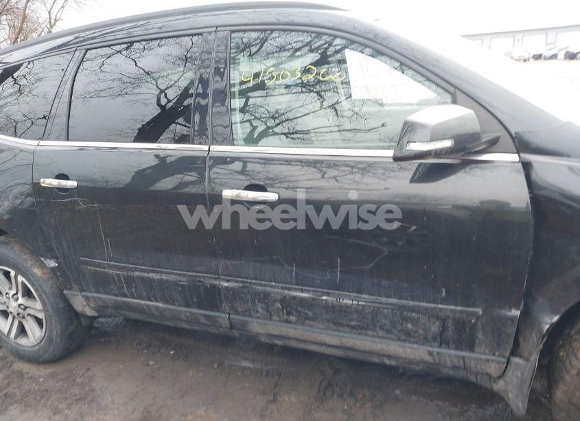 Photo 13 of 2015 Chevrolet Traverse 1LT (VIN 1GNKRGKD1FJ146232)