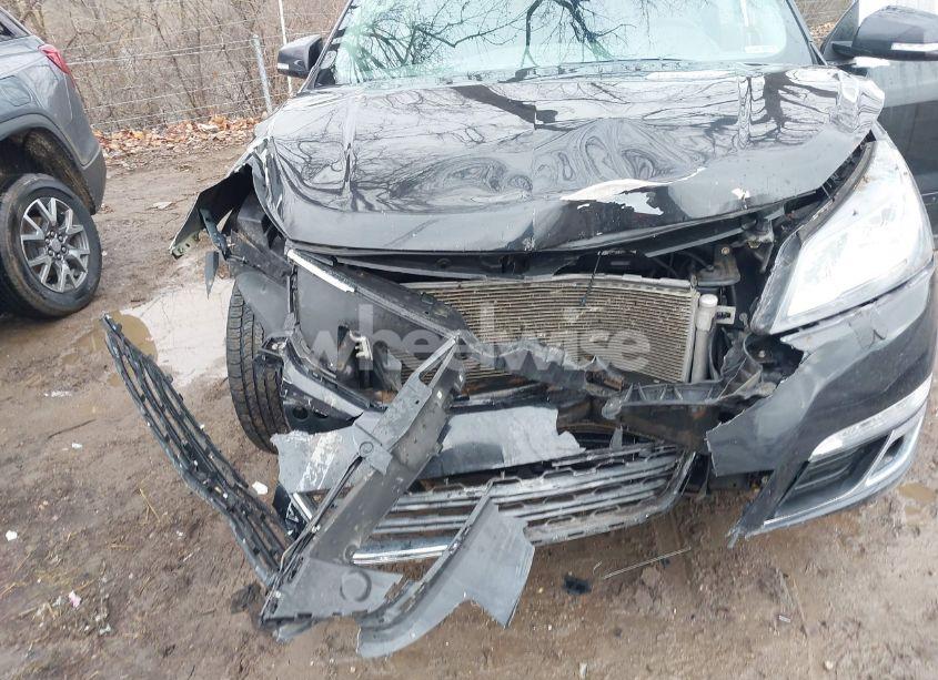 Photo 6 of 2015 Chevrolet Traverse 1LT (VIN 1GNKRGKD1FJ146232)