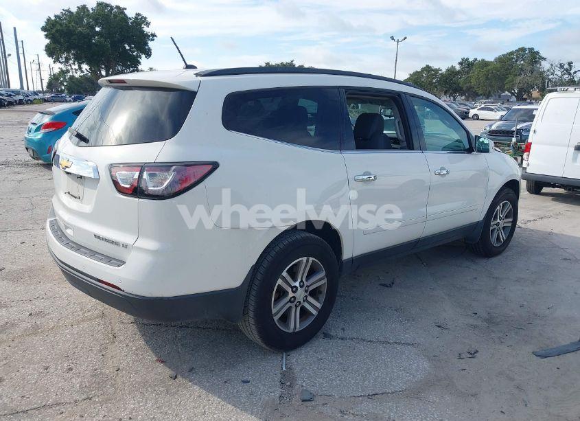 Photo 4 of 2015 Chevrolet Traverse 1LT (VIN 1GNKRGKD1FJ329260)