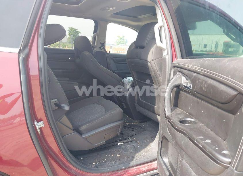 Photo 8 of 2016 Chevrolet Traverse 1LT (VIN 1GNKRGKD1GJ103396)