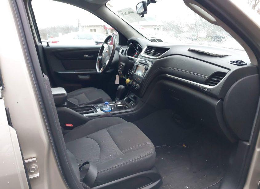 Photo 5 of 2016 Chevrolet Traverse 1LT (VIN 1GNKRGKD1GJ143686)