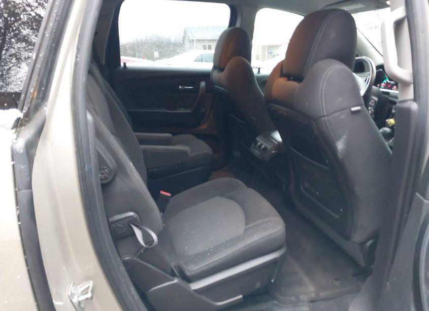 Photo 8 of 2016 Chevrolet Traverse 1LT (VIN 1GNKRGKD1GJ143686)