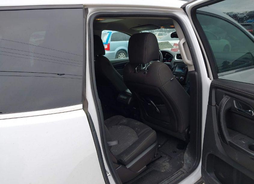 Photo 8 of 2016 Chevrolet Traverse 1LT (VIN 1GNKRGKD1GJ159063)