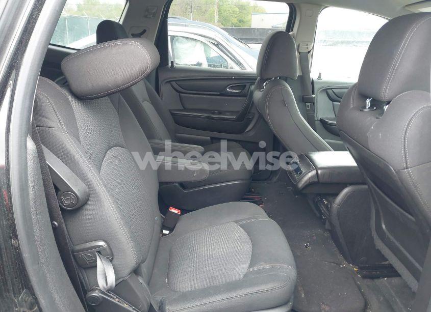 Photo 8 of 2016 Chevrolet Traverse 1LT (VIN 1GNKRGKD1GJ201263)