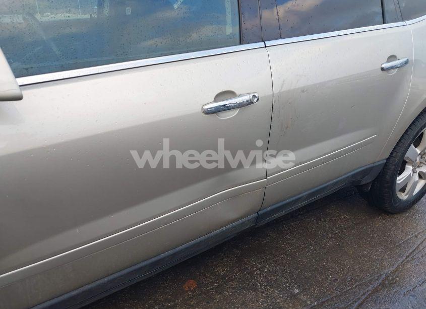 Photo 18 of 2016 Chevrolet Traverse 1LT (VIN 1GNKRGKD1GJ243223)