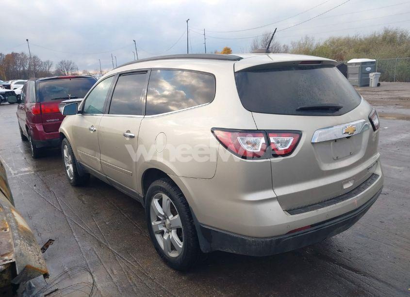 Photo 3 of 2016 Chevrolet Traverse 1LT (VIN 1GNKRGKD1GJ243223)