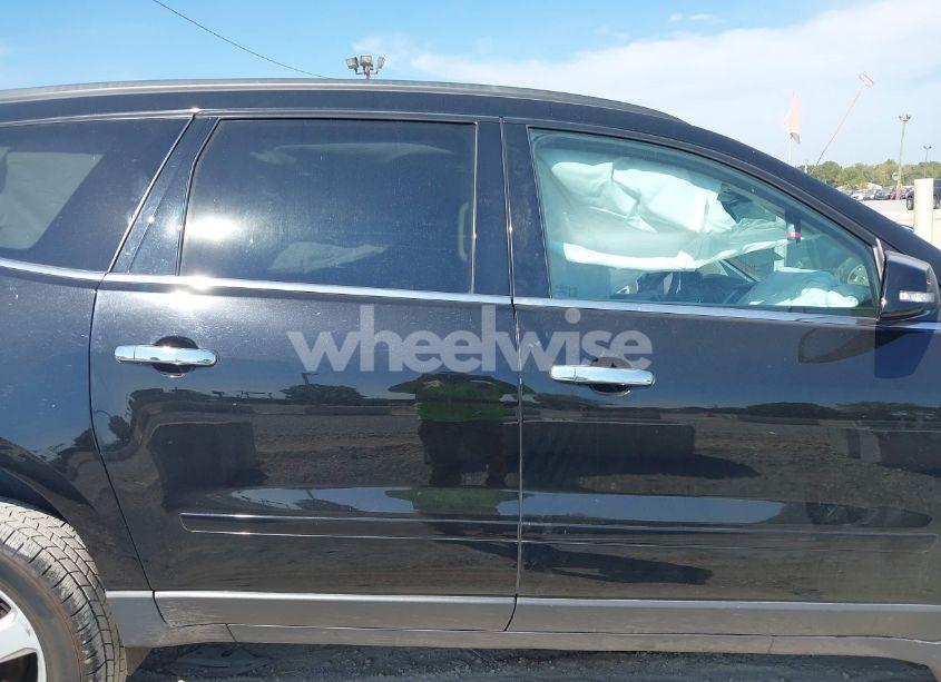 Photo 13 of 2017 Chevrolet Traverse 1LT (VIN 1GNKRGKD1HJ171795)