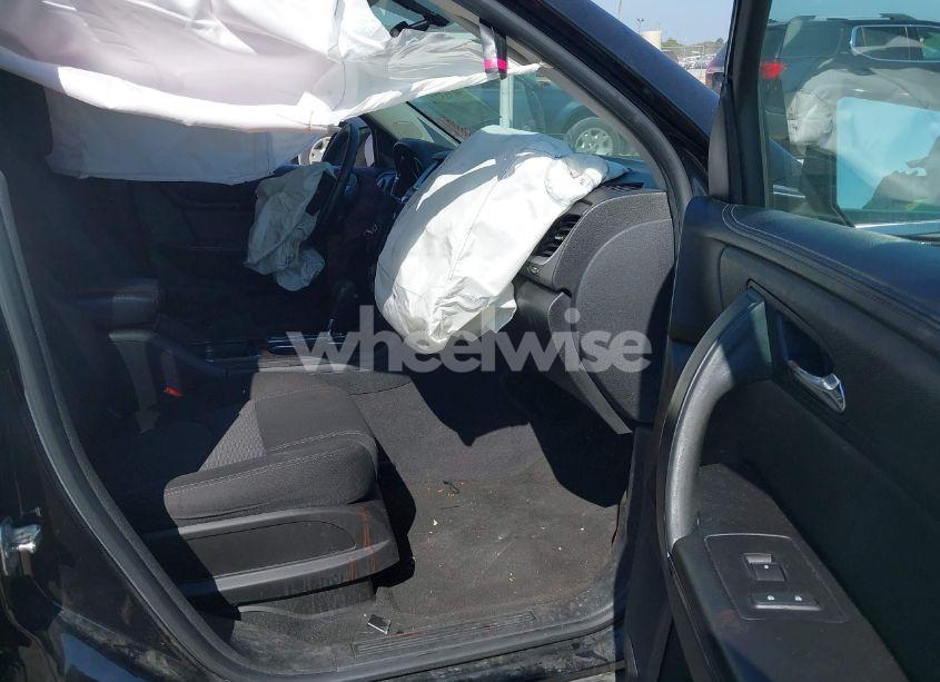 Photo 5 of 2017 Chevrolet Traverse 1LT (VIN 1GNKRGKD1HJ171795)