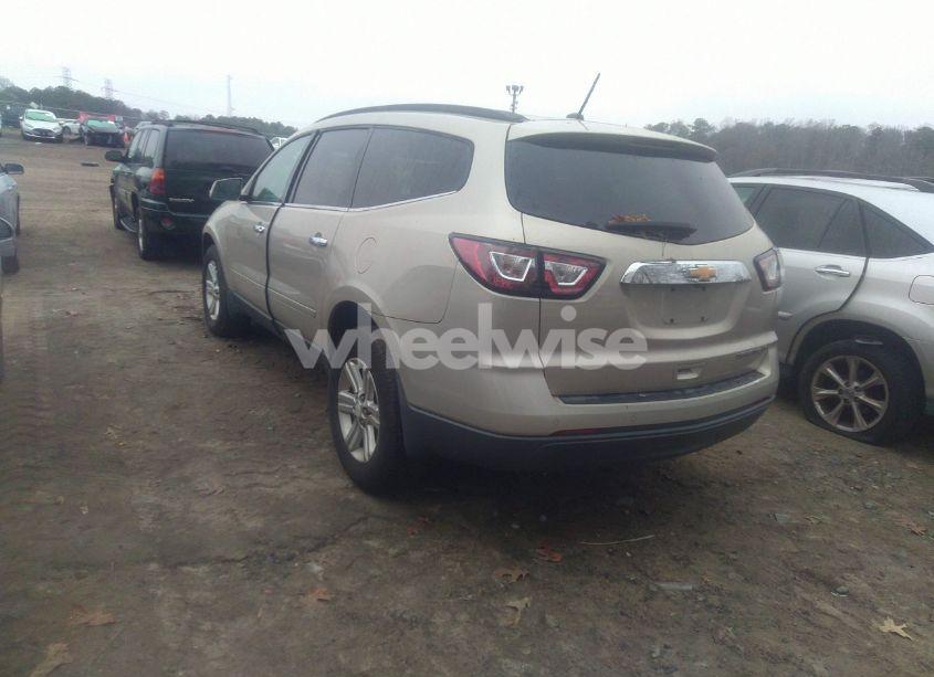 Photo 3 of 2013 Chevrolet Traverse 1LT (VIN 1GNKRGKD2DJ109820)