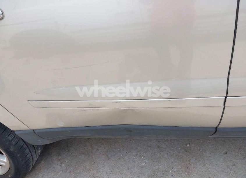 Photo 6 of 2013 Chevrolet Traverse 1LT (VIN 1GNKRGKD2DJ251617)