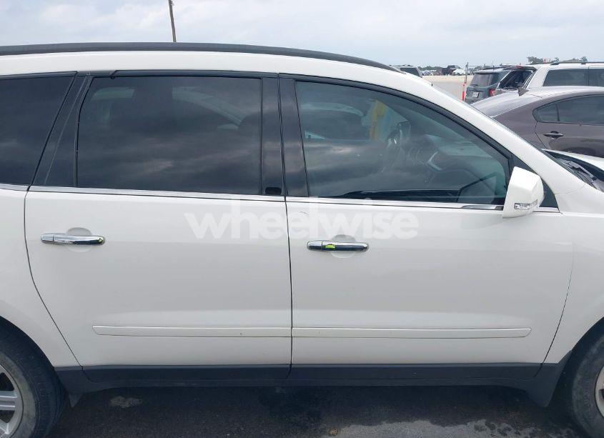 Photo 14 of 2014 Chevrolet Traverse 1LT (VIN 1GNKRGKD2EJ160445)