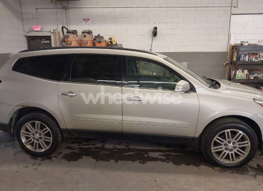 Photo 13 of 2014 Chevrolet Traverse 1LT (VIN 1GNKRGKD2EJ346163)