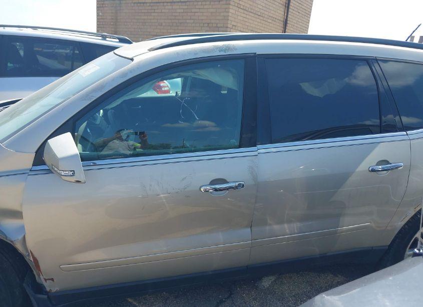 Photo 14 of 2014 Chevrolet Traverse 1LT (VIN 1GNKRGKD2EJ359589)