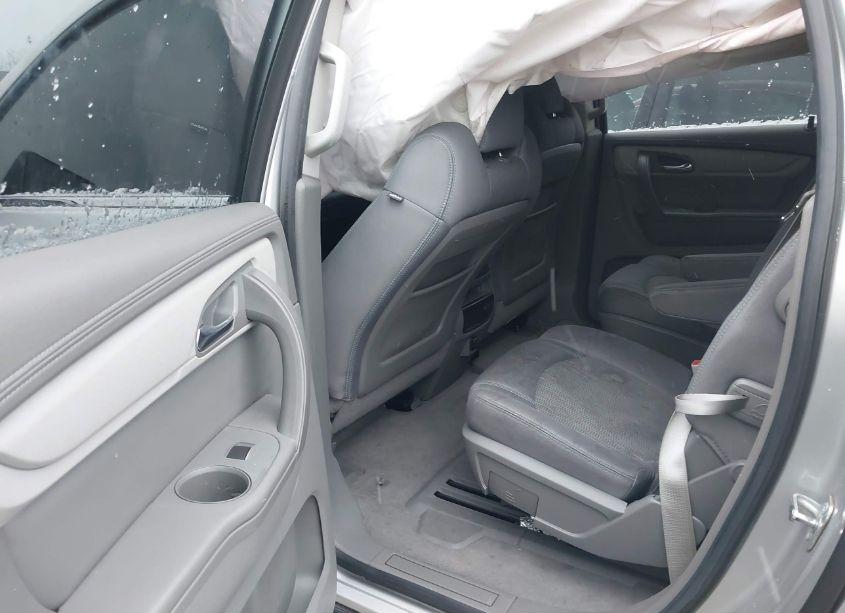 Photo 8 of 2015 Chevrolet Traverse 1LT (VIN 1GNKRGKD2FJ207376)