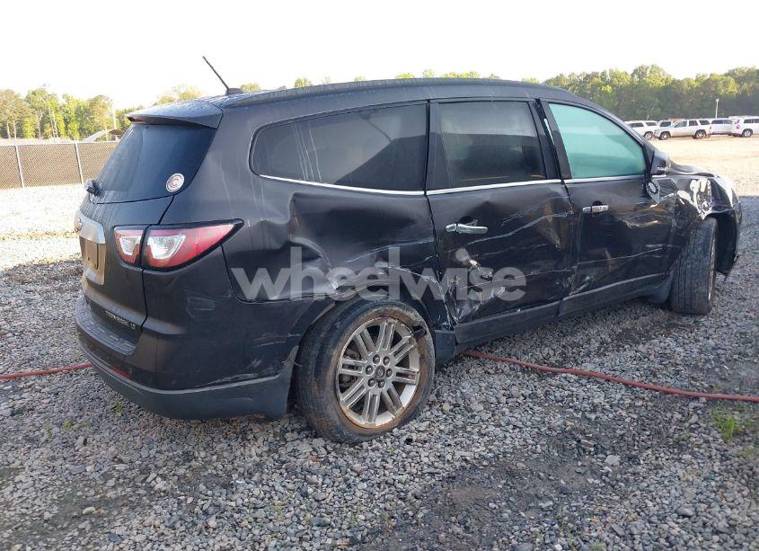 Photo 4 of 2015 Chevrolet Traverse 1LT (VIN 1GNKRGKD2FJ273104)