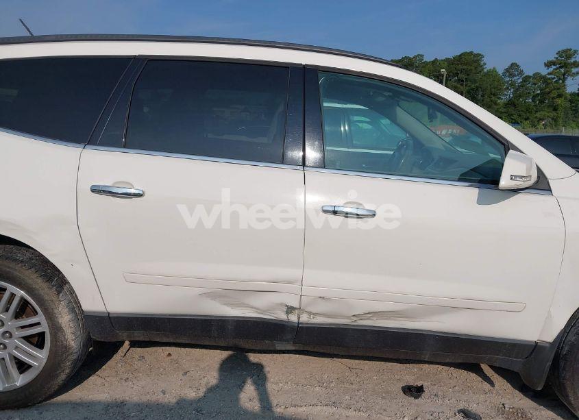 Photo 13 of 2015 Chevrolet Traverse 1LT (VIN 1GNKRGKD2FJ288833)