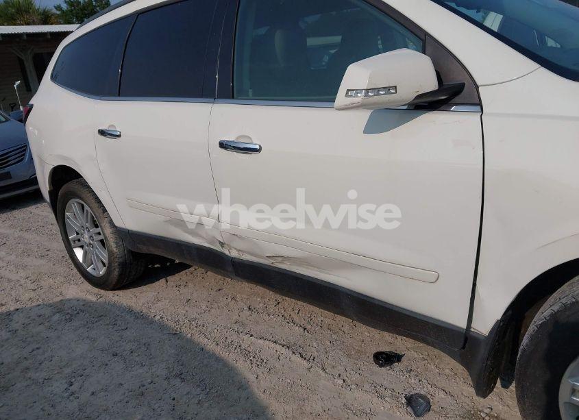 Photo 6 of 2015 Chevrolet Traverse 1LT (VIN 1GNKRGKD2FJ288833)