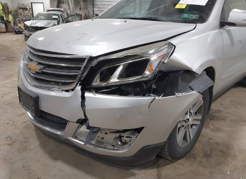 Photo 6 of 2015 Chevrolet Traverse 1LT (VIN 1GNKRGKD2FJ302522)