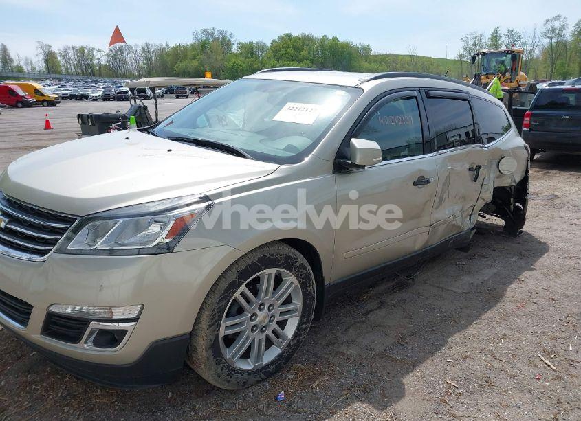 Photo 2 of 2015 Chevrolet Traverse 1LT (VIN 1GNKRGKD2FJ378158)