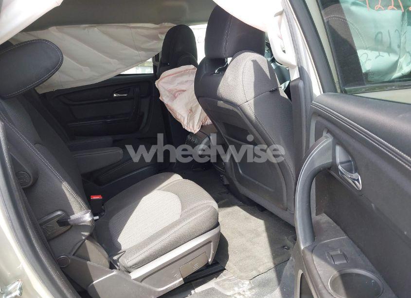 Photo 8 of 2015 Chevrolet Traverse 1LT (VIN 1GNKRGKD2FJ378158)