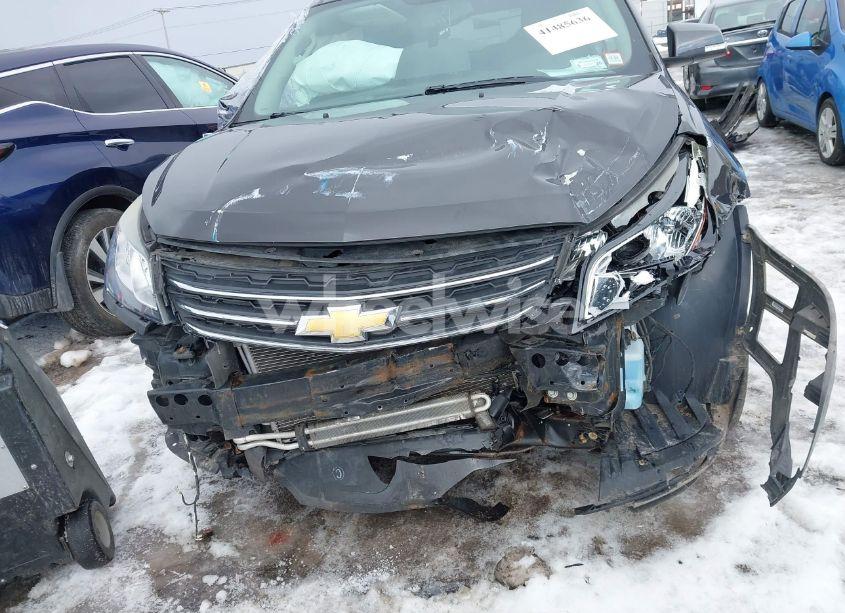 Photo 12 of 2016 Chevrolet Traverse LT (VIN 1GNKRGKD2GJ303915)