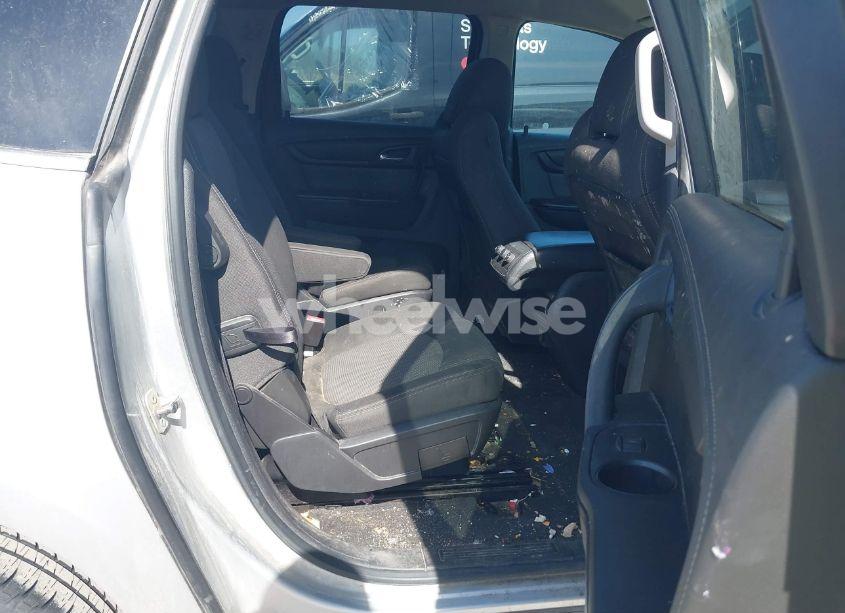 Photo 8 of 2016 Chevrolet Traverse 1LT (VIN 1GNKRGKD2GJ313750)