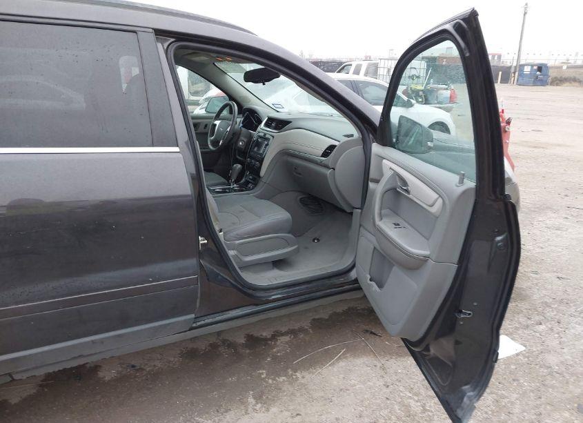 Photo 5 of 2016 Chevrolet Traverse 1LT (VIN 1GNKRGKD2GJ331584)