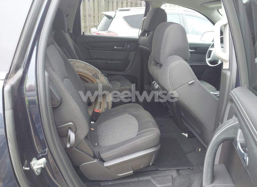 Photo 8 of 2017 Chevrolet Traverse 1LT (VIN 1GNKRGKD2HJ197631)