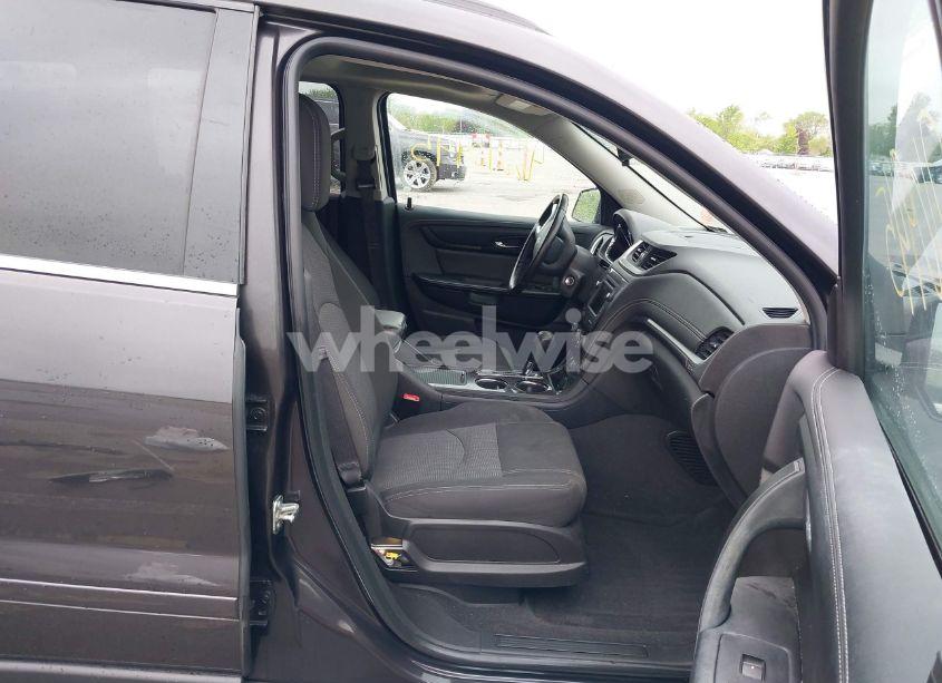 Photo 5 of 2017 Chevrolet Traverse 1LT (VIN 1GNKRGKD2HJ198102)