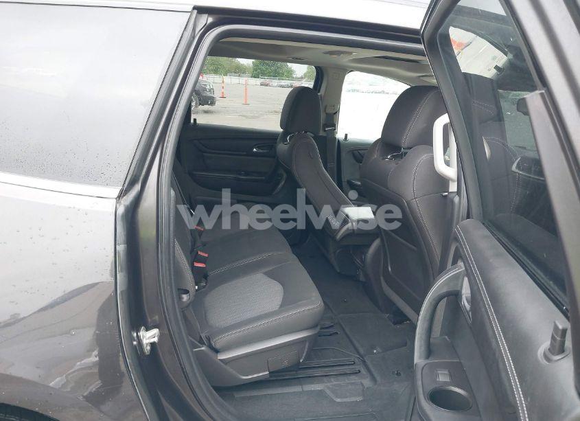 Photo 8 of 2017 Chevrolet Traverse 1LT (VIN 1GNKRGKD2HJ198102)