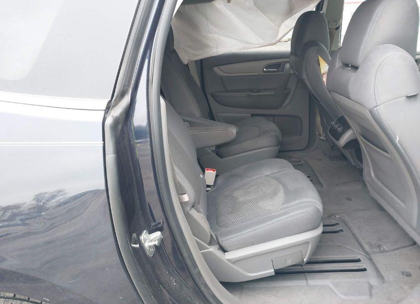 Photo 8 of 2017 Chevrolet Traverse 1LT (VIN 1GNKRGKD2HJ225007)