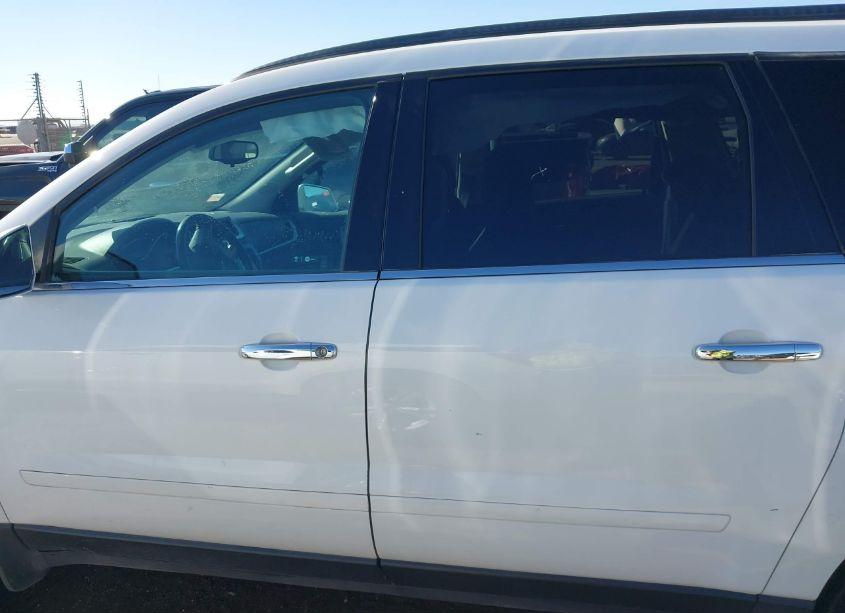 Photo 14 of 2017 Chevrolet Traverse 1LT (VIN 1GNKRGKD2HJ330775)