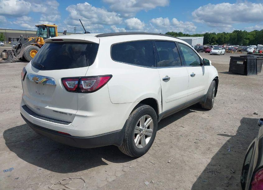 Photo 4 of 2013 Chevrolet Traverse 1LT (VIN 1GNKRGKD3DJ171937)