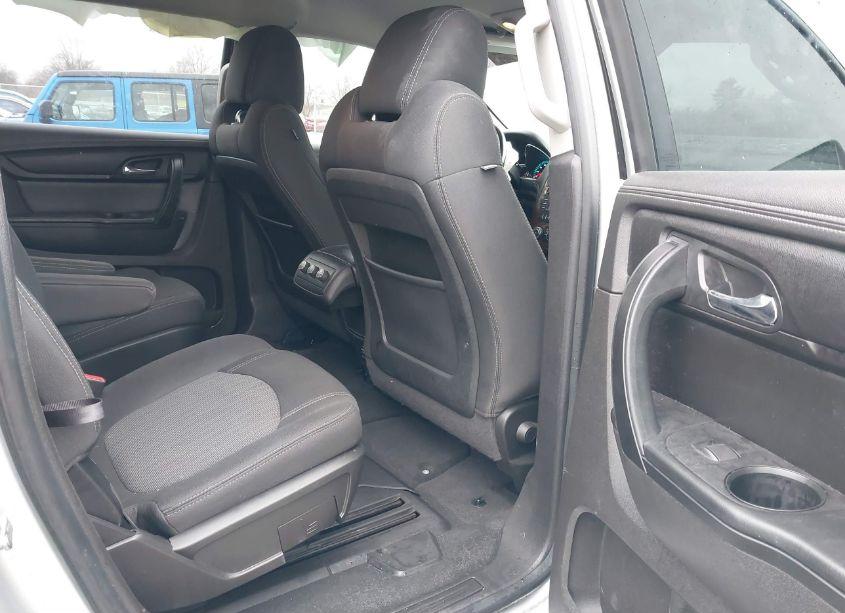 Photo 8 of 2014 Chevrolet Traverse 1LT (VIN 1GNKRGKD3EJ123145)