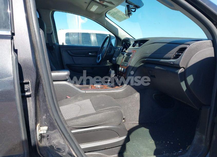 Photo 5 of 2014 Chevrolet Traverse 1LT (VIN 1GNKRGKD3EJ164830)