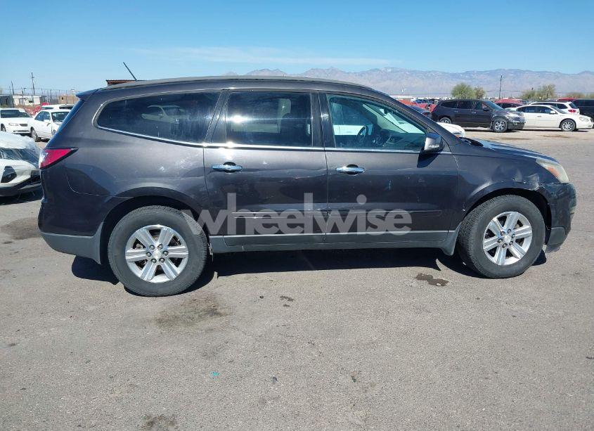 Photo 6 of 2014 Chevrolet Traverse 1LT (VIN 1GNKRGKD3EJ164830)