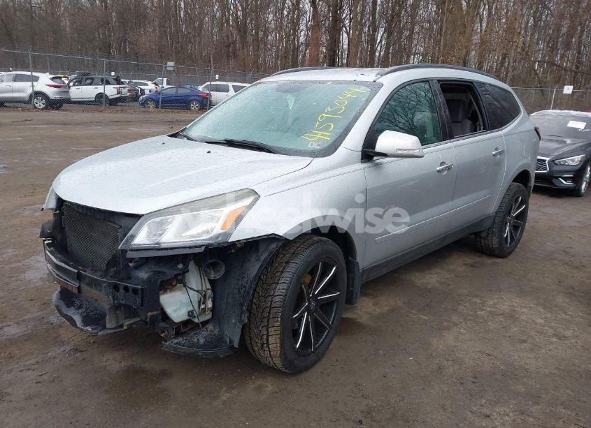 Photo 2 of 2014 Chevrolet Traverse 1LT (VIN 1GNKRGKD3EJ192613)