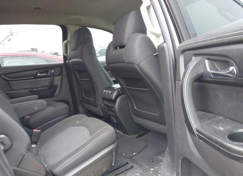 Photo 8 of 2014 Chevrolet Traverse 1LT (VIN 1GNKRGKD3EJ209135)