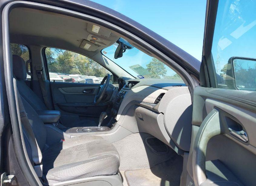 Photo 5 of 2014 Chevrolet Traverse 1LT (VIN 1GNKRGKD3EJ377521)